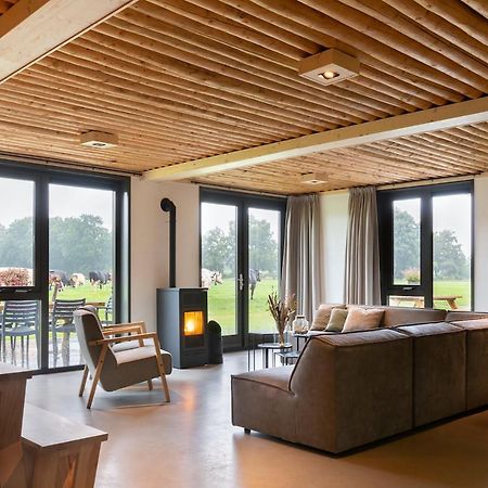 Koe In De Kost Villa Heeten Екстериор снимка